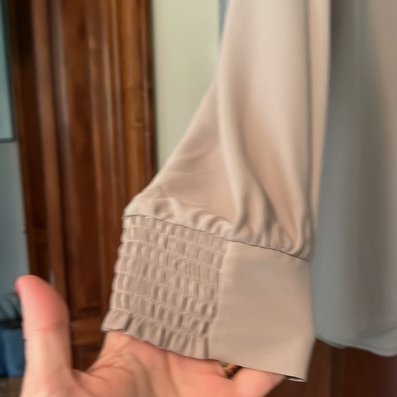 Taupe colored blouse - Picture 4 of 5